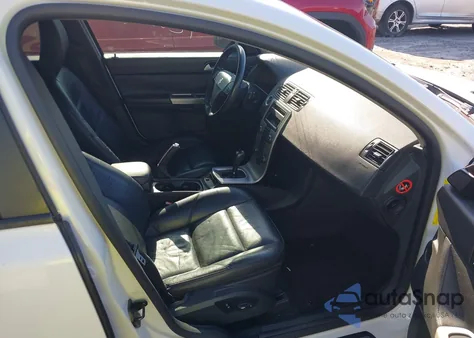 2007 Volvo S40 T5 из США, поврежденный, VIN YV1MS682472259247